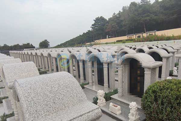 沈阳棋盘山公墓